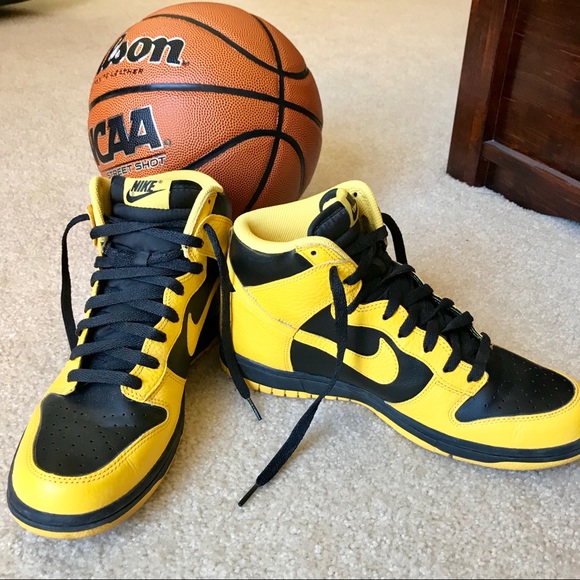 goldenrod nike dunk high